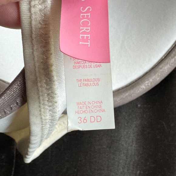 VICTORIA'S SECRET Black White Color Block Swim Push Up Bikini Top Size 36DD - Picture 5 of 5